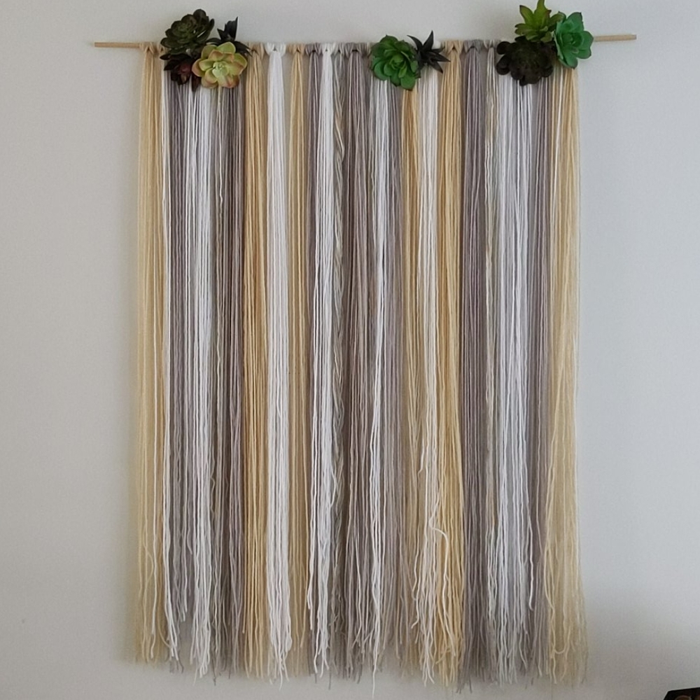 Yearn wall decorations